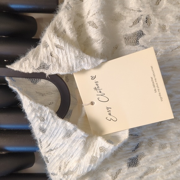 Easy Clothes Lace Long Sleeve 🤍 - Picture 5 of 8